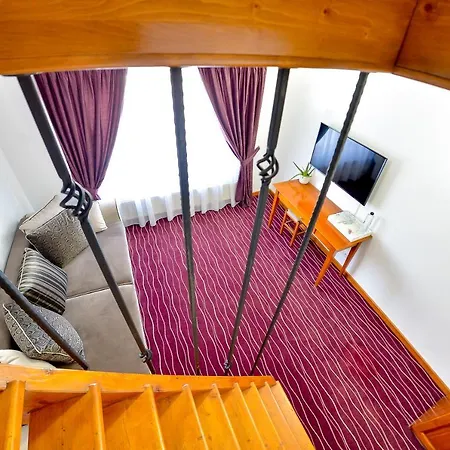 Hotel Damiani